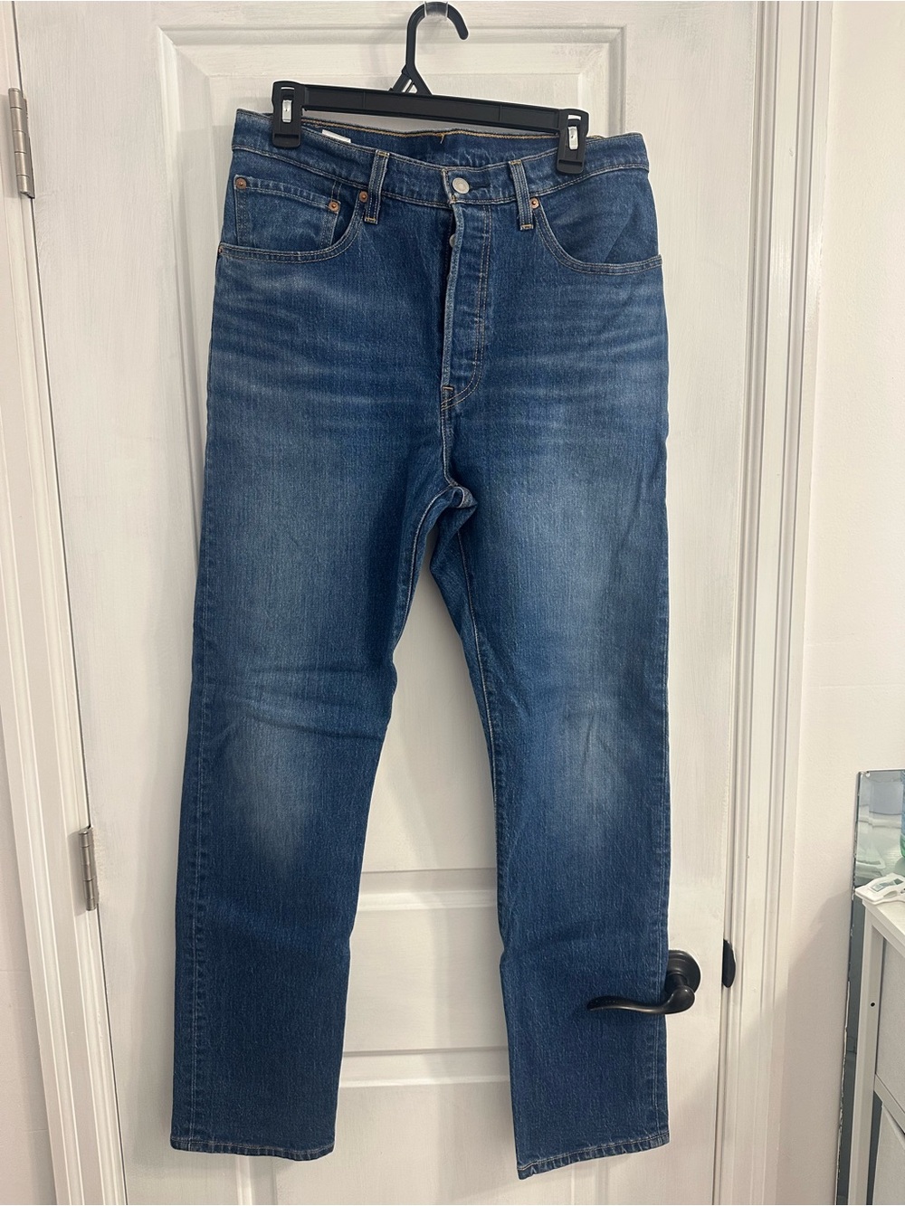 Levi’s 501 Blue Jeans - Casual Straight Fit